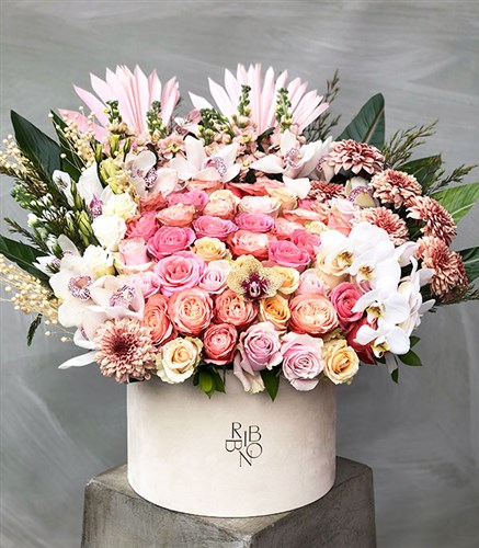 Rosaline Royal Deluxe Somon Pembe Kutu Çiçek