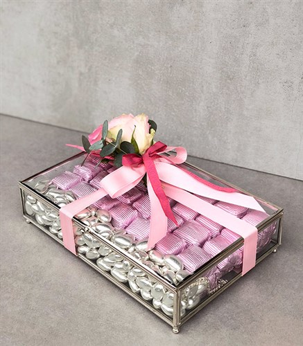 Pembe Silver Royal Deluxe 56Lı Cam Çikolata Kutusu