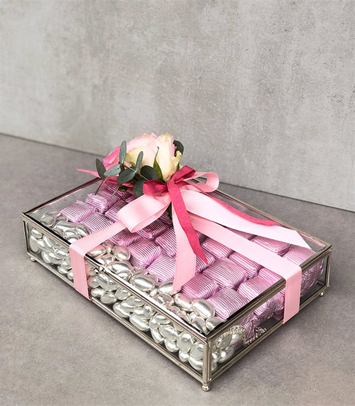 Pembe Silver Royal Deluxe 56Lı Cam Çikolata Kutusu