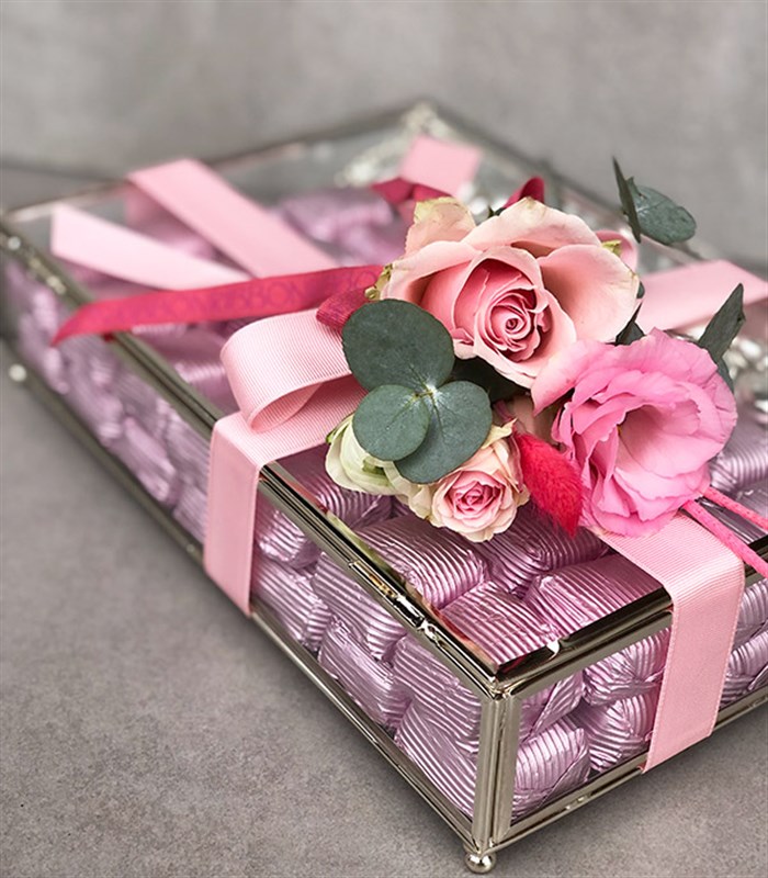 Pembe Silver Royal Deluxe 56Lı Cam Çikolata Kutusu