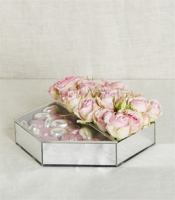 Pembe Luxe Yıldız Altıgen Ayna Çikolata Tepsisi