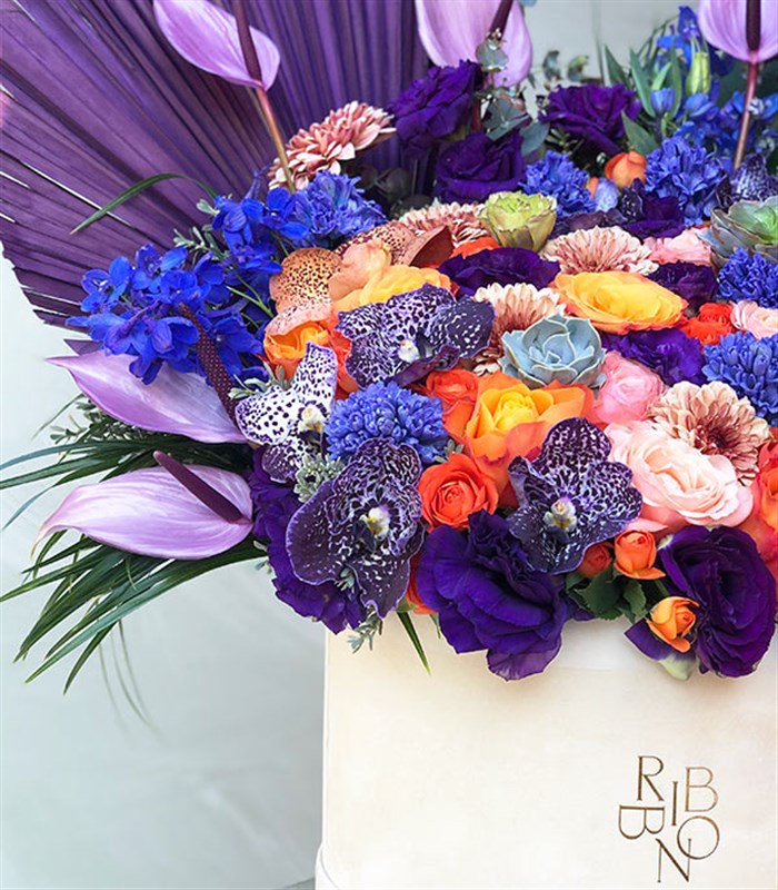 Sophia Loren Turuncu Mor Royal Deluxe Kutuda Çiçek