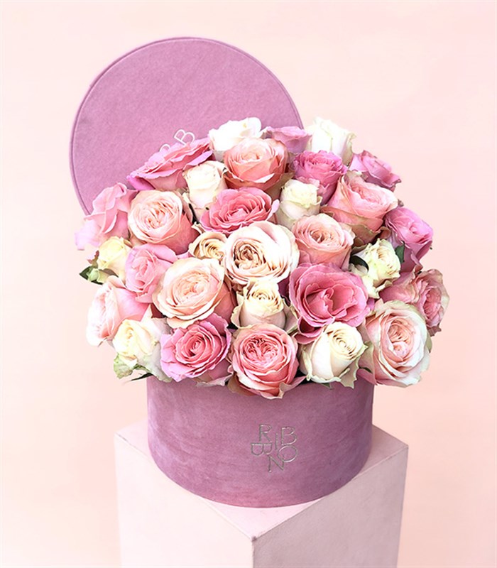 Rosaline Deluxe Pembe Somon Kutuda Güller