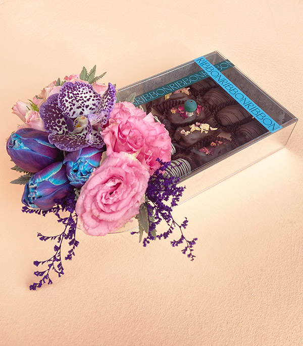 Deluxe Silver Handmade Chocolate Date Fruit Flower Box