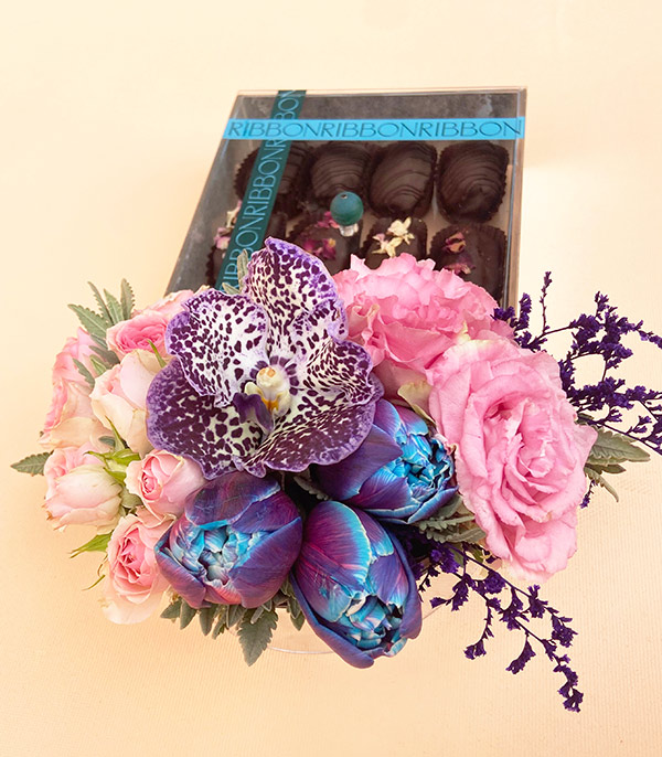 Deluxe Silver Handmade Chocolate Date Fruit Flower Box