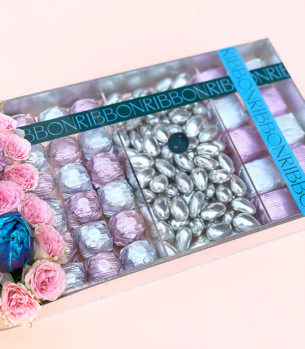 Grand Deluxe Pink Silver Chocolate Box