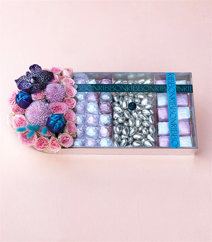 Pembe Silver Grand Deluxe 28Li Badem Draje Çikolata Tepsisi