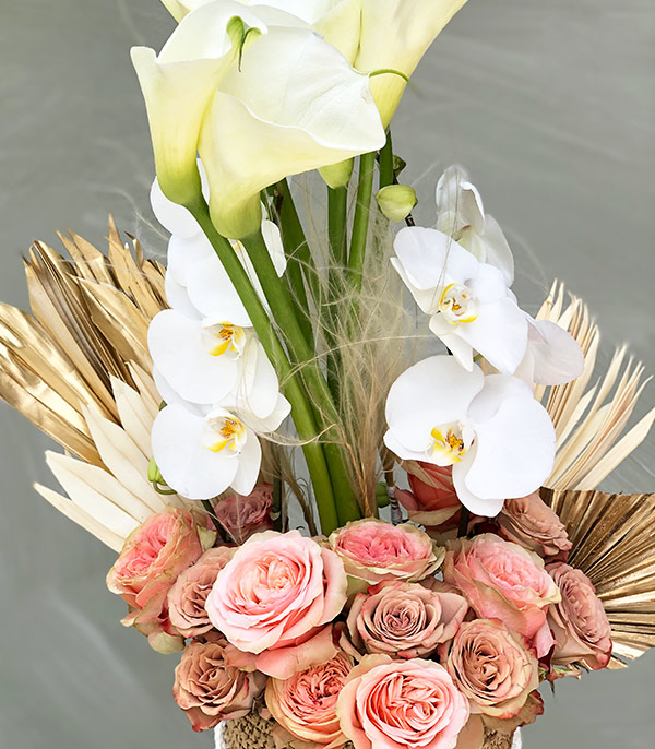 Afrodille Bisküvi Örgü Kutuda Somon Beyaz Çiçekler