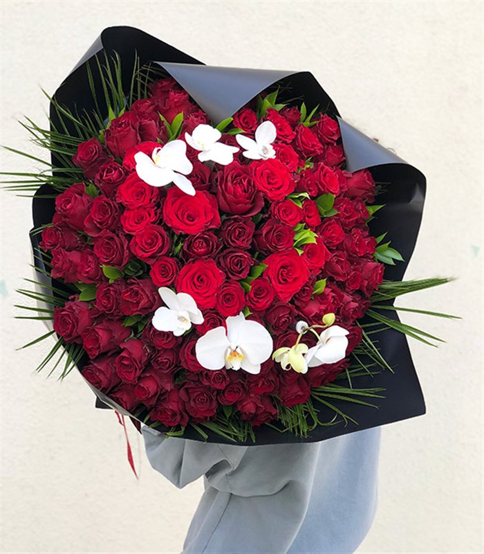 101 Red Roses Bouquet Royal Deluxe