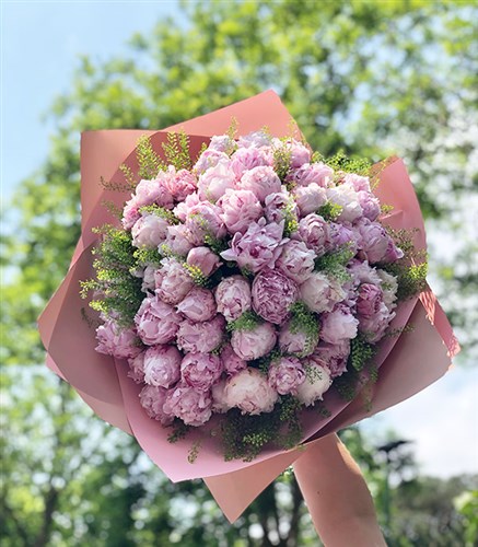 Royal Deluxe Pembe 50 Şakayık Buketi
