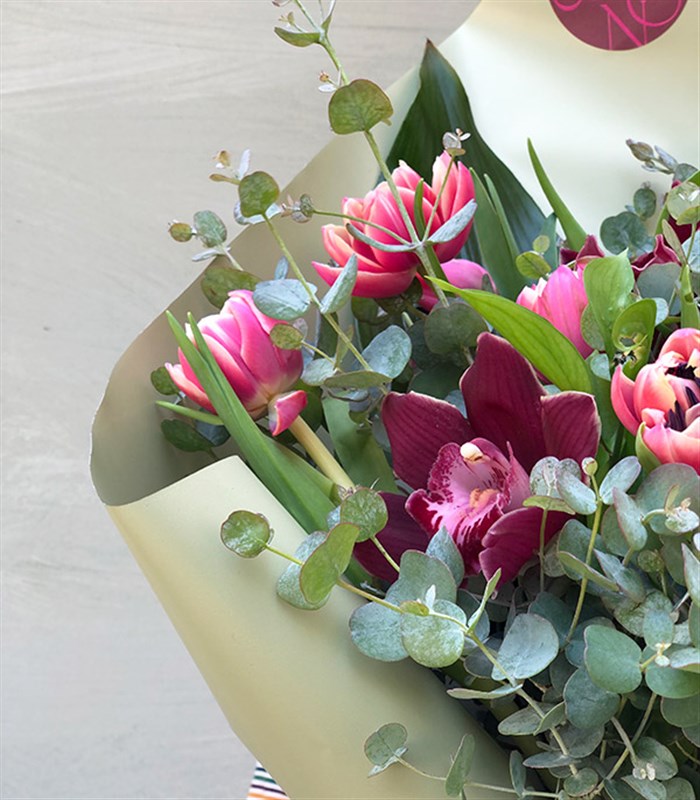 Aisha Okaliptüs Pembe Lale Buketi