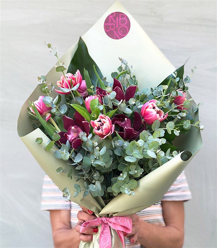 Aisha Okaliptüs Pembe Lale Buketi