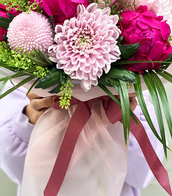 Galia Deluxe Pink Hydrangea Peony Bouquet