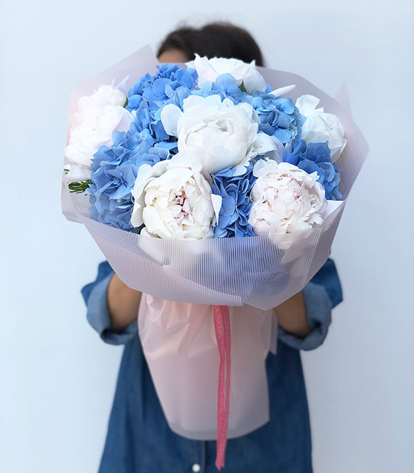 Marion Blue Hydrangea Peony Bouquet