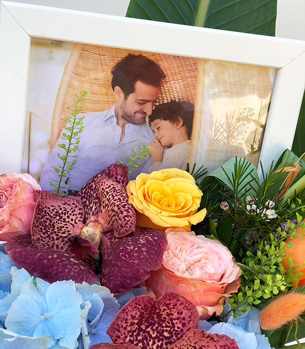 Father's Day Flower in Box with Personalized Photo Framed