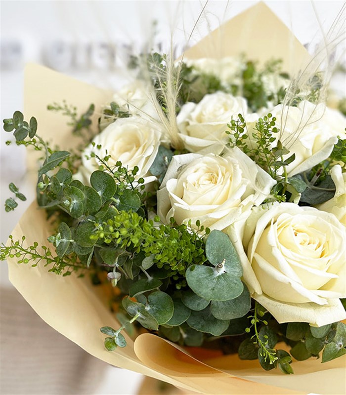 Beyaz Güller Buketi