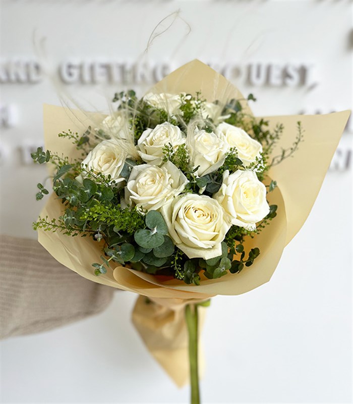 Beyaz Güller Buketi