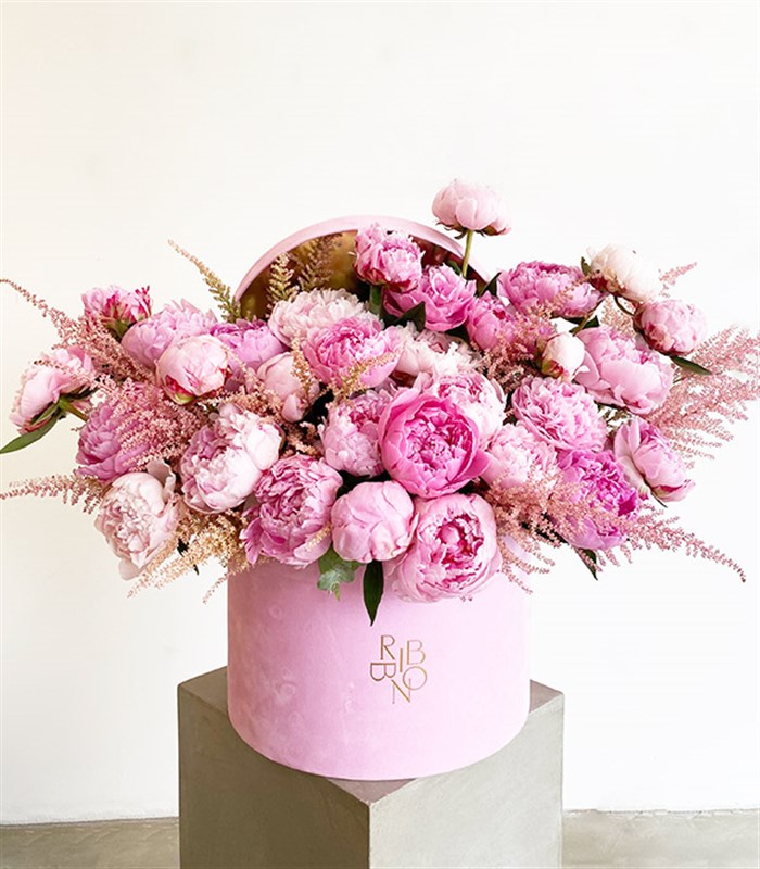 Grand Deluxe Pembe Kutuda 30 Pembe Şakayık