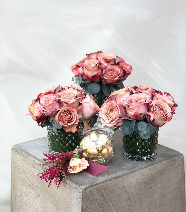 Cappucino Güller 3'Lü Masa Çiçeği Seti