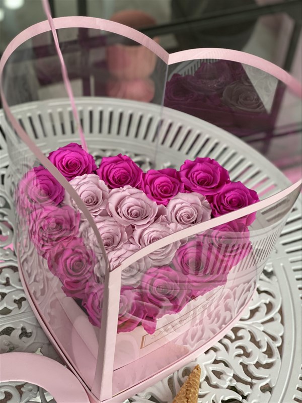 Pembe Kalp Asetat Kutuda Pembe Solmayan Güller