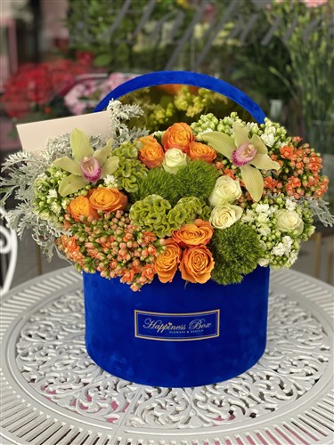 Mavi Kadife Mega Kutuda Turuncu Aranjman