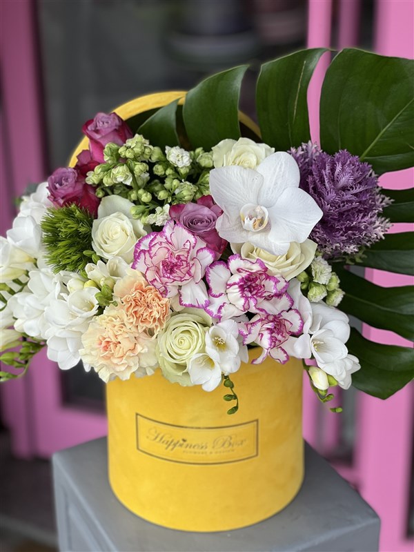 Sarı Kadife Kutuda Mor Aranjman