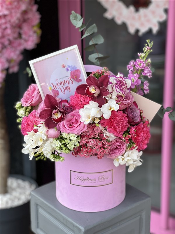 Pembe Kutuda Özel Çerçeveli Aranjman