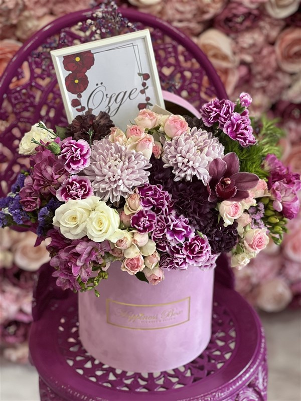 Pembe Silindir Kutuda İsimli Aranjman