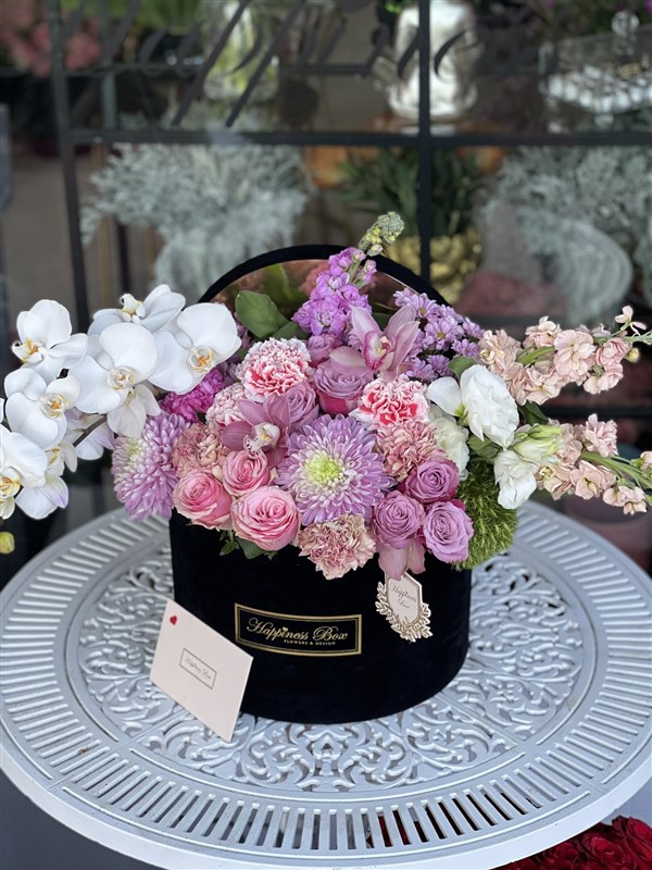 Siyah Mega Kutuda Orkideli Aranjman