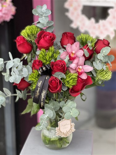 Vazoda 10'lu Kırmızı Güller