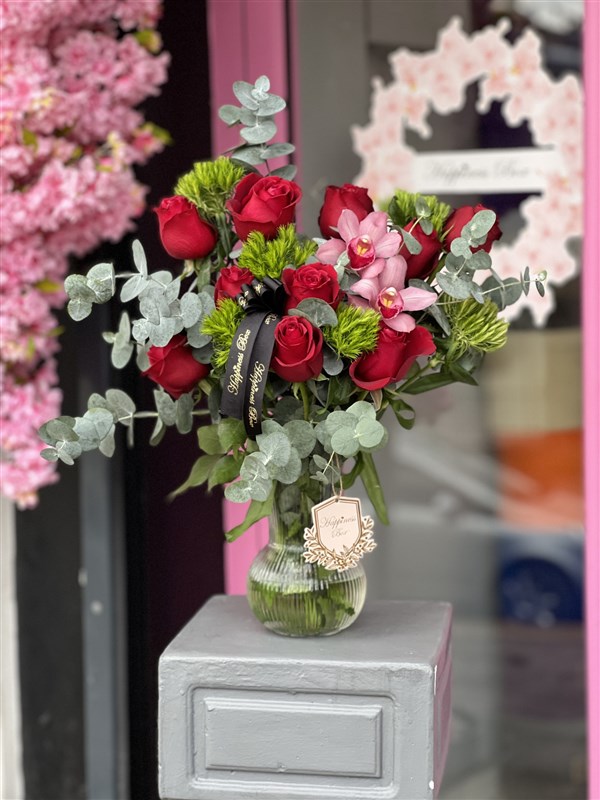 Vazoda 10'lu Kırmızı Güller