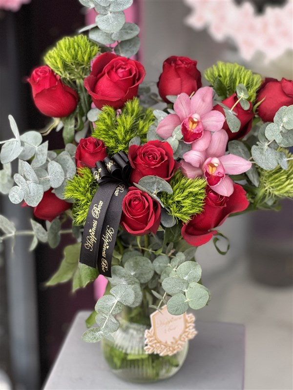 Vazoda 10'lu Kırmızı Güller