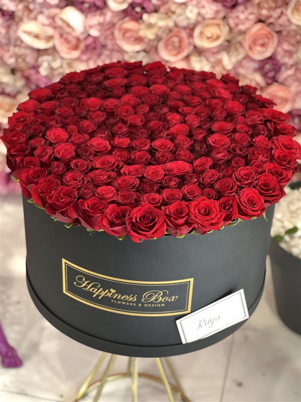 Deluxe Dev Kutuda Kırmızı Güller