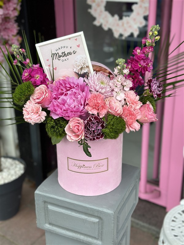 Pembe Kadife Kutuda  Özel Çerçevede Kutlama Mesajlı Aranjman