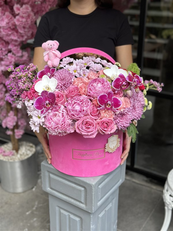 Pembe Kadife Kutuda Lux Aranjman