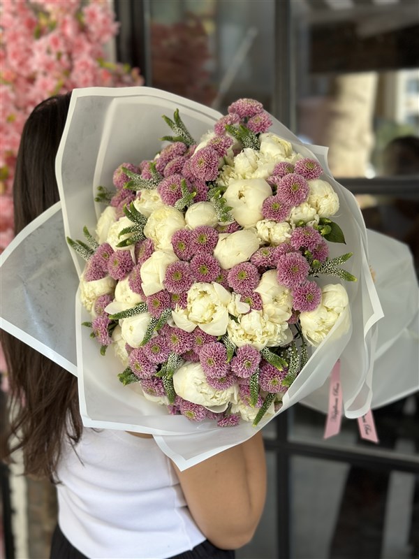 Deluxe Beyaz Şakayık Buketi