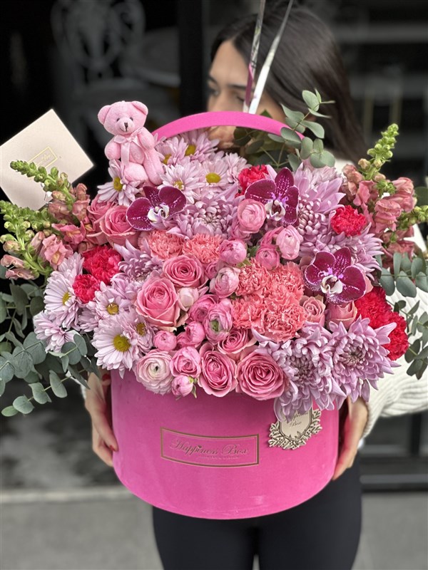 Fuşya Deluxe Kutuda Pembe Mevsim Çiçekleri