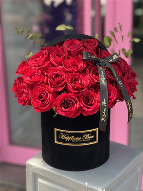 Deluxe Kutuda Kırmızı Güller Tasarımı