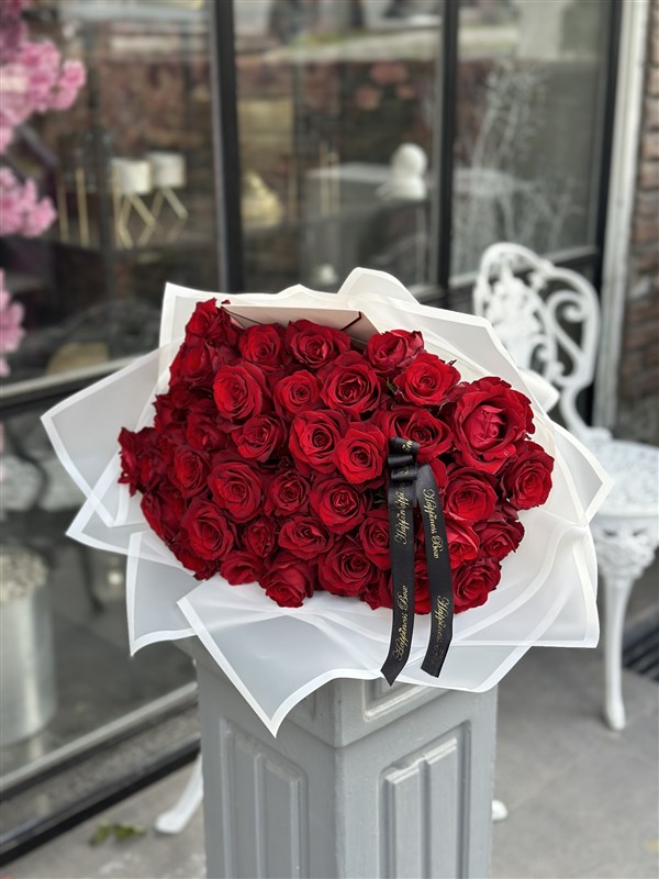 50 Deluxe Kırmızı Gül Buketi