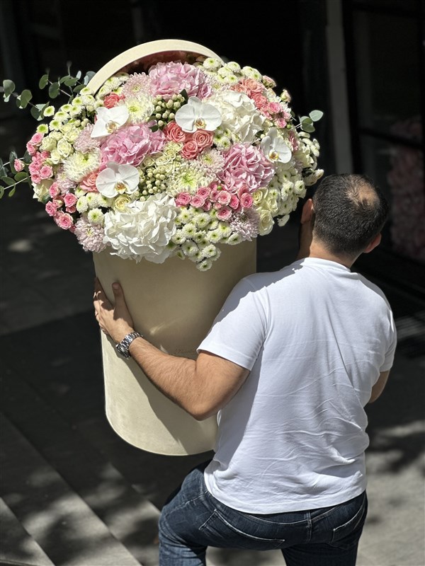 1 Metre Dev Aranjman Bej Renk Kadife Tasarım Kutuda