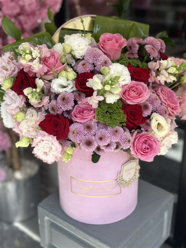 Pembe Kutuda Deluxe Aranjman