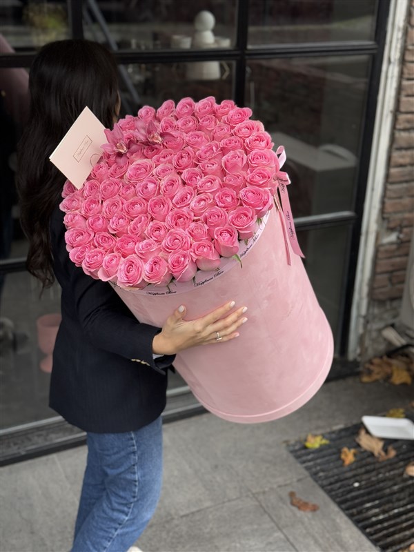 Pembe Kadife Dev Kutuda Pembe Güller