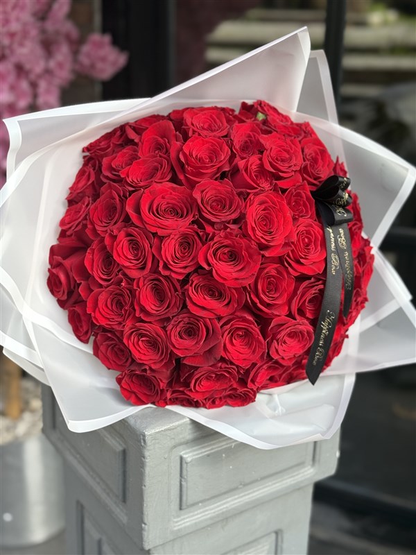 Elegance Kırmızı Gül Buketi