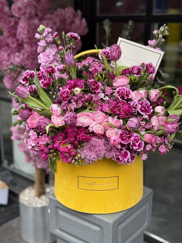 Sarı Kadife Kutuda Mor Deluxe Aranjman