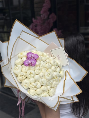 Beyaz Şakayık Buketi 50 Adet