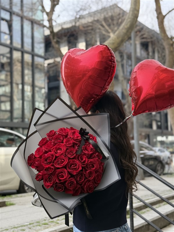 Luxury 30 Red Rose Bouquet