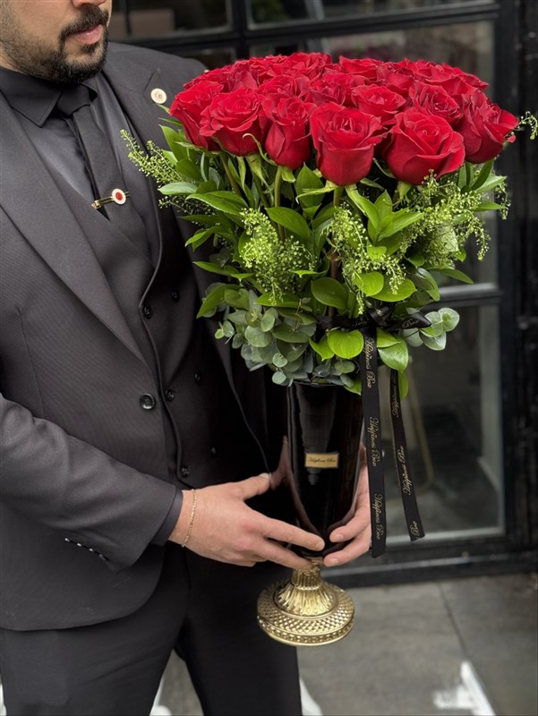 Romantic Premium Vazoda Kırmızı Güller