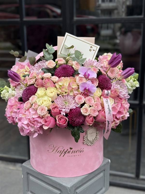 Pink in Bloom Deluxe Flower Box
