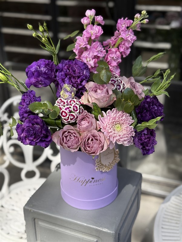 Bloom Purple Kutuda Tasarım Çiçekler