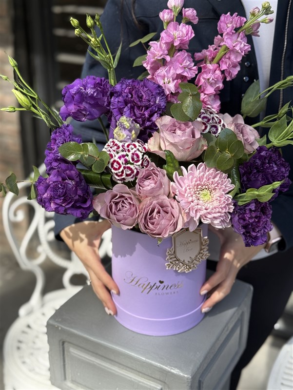 Bloom Purple Kutuda Tasarım Çiçekler